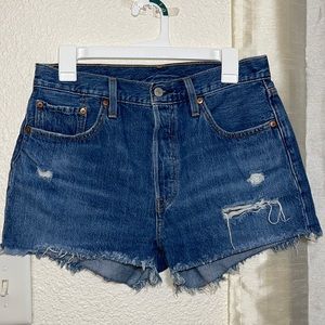 LEVIS 501 JEANS HIGH RISE SHORTS SIZE 29